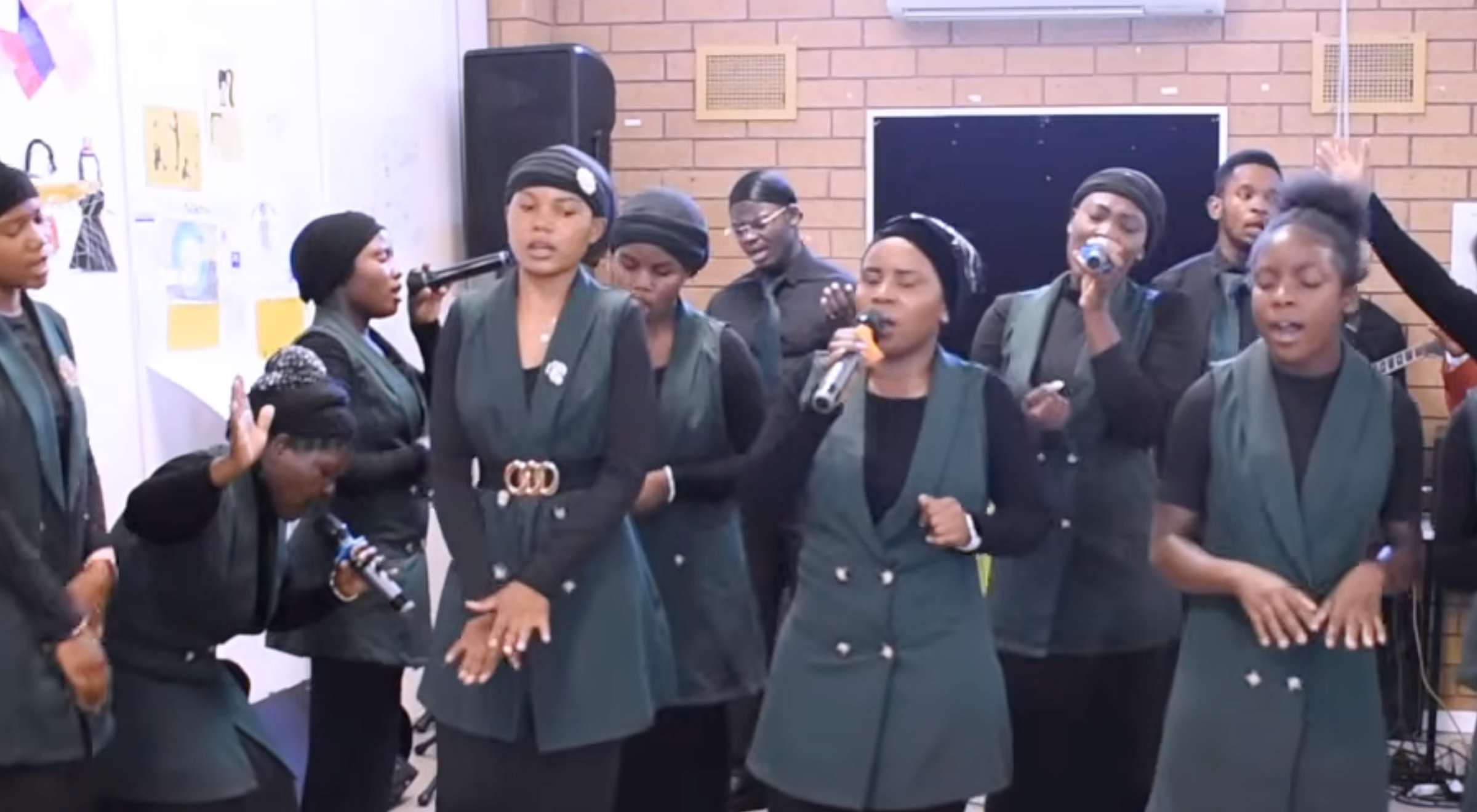 The Hosanna choir worshipping in song.